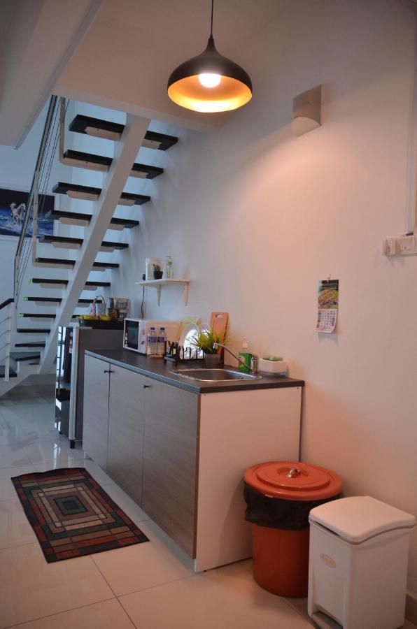 Maritime Suite Duplex Penang- Pemandangan Laut จอร์จทาวน์ ภายนอก รูปภาพ